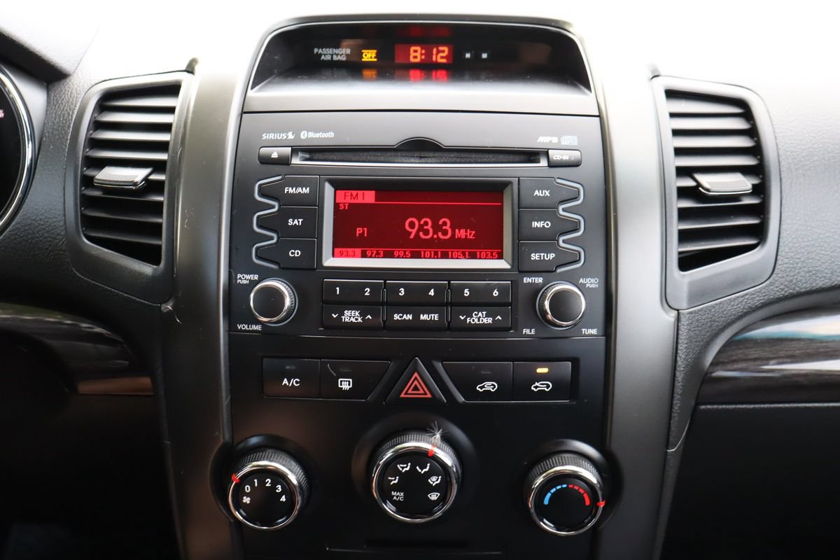 Used 2013 Kia Sorento LX AWD/4WD image 36