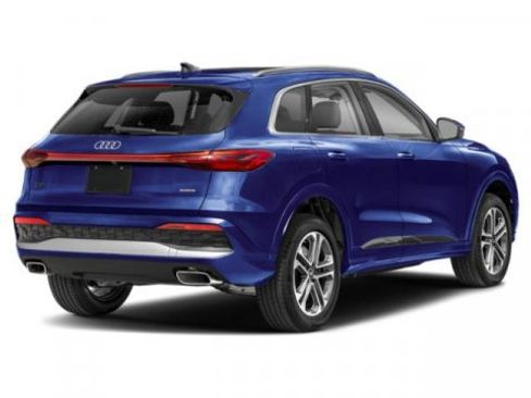 New 2025 Audi Q5 Prestige image 2