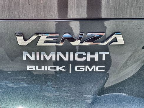 Used 2021 Toyota Venza Limited image 30