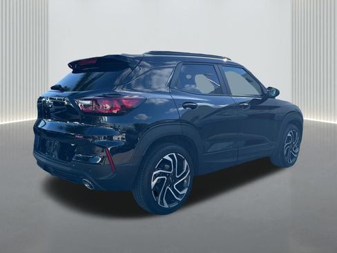 Used 2025 Chevrolet TrailBlazer RS w/ Convenience Package image 4