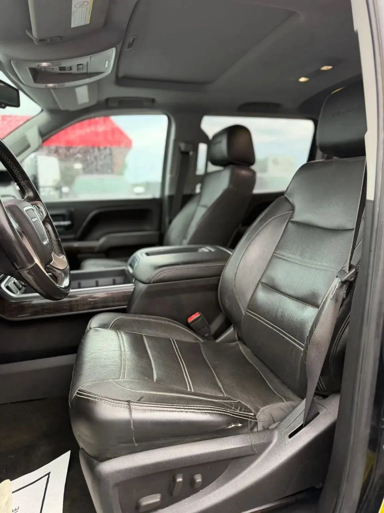 Used 2015 GMC Sierra 2500 Denali w/ Driver Alert Package AWD/4WD image 11
