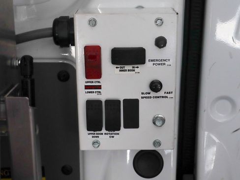 Used 2012 Mercedes-Benz Sprinter 3500 image 34