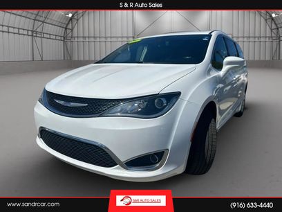 Used 2020 Chrysler Pacifica Touring-L