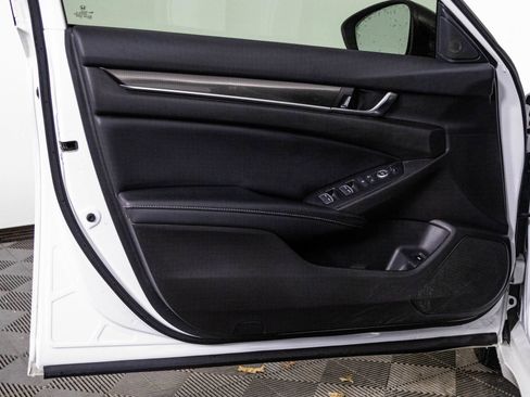 Used 2022 Honda Accord Sport image 31