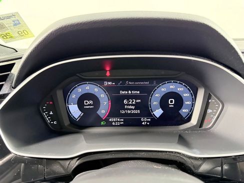 Used 2020 Audi Q3 2.0T Premium w/ Convenience Package image 16