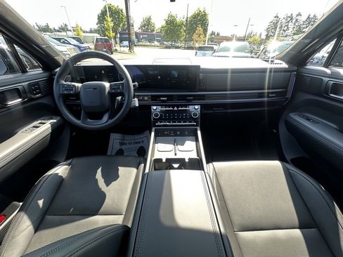 Used 2025 Hyundai Santa Fe Calligraphy image 15