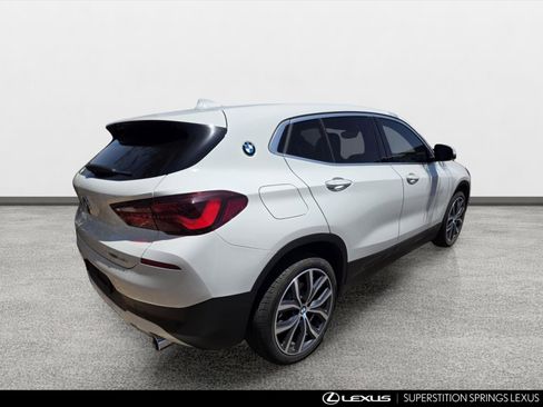 Used 2021 BMW X2 sDrive28i w/ Convenience Package FWD image 3