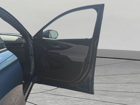 Used 2024 Buick Envista Avenir FWD image 23