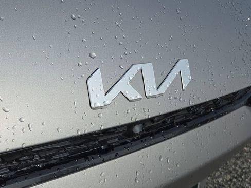 Certified 2023 Kia EV6 GT-Line w/ GT-Line White Seat Package image 5