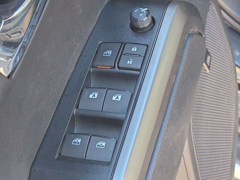 Certified 2022 Toyota Tacoma Limited image 17