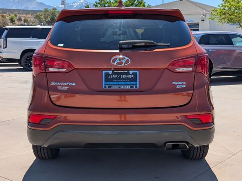 Used 2017 Hyundai Santa Fe Sport AWD/4WD image 4