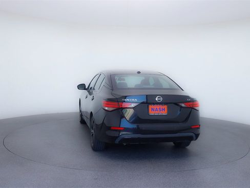 Used 2023 Nissan Sentra SV image 5