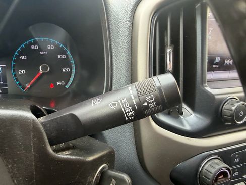 Used 2018 Chevrolet Colorado Z71 image 15