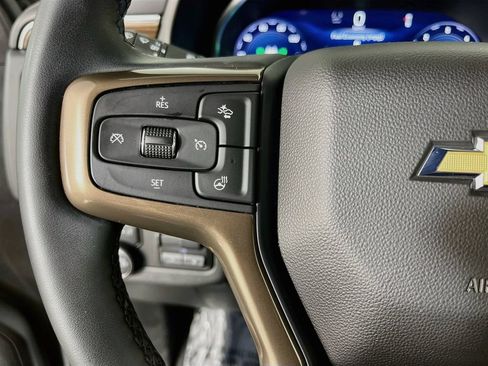 Used 2023 Chevrolet Tahoe High Country AWD/4WD image 15