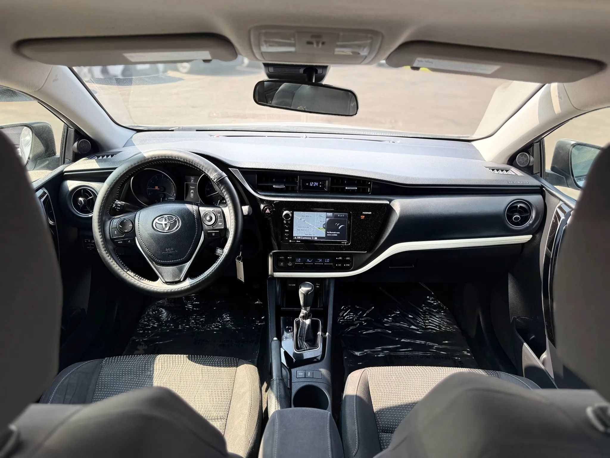 Used 2017 Toyota Corolla iM FWD image 21