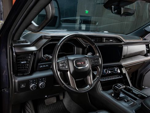 Used 2022 GMC Sierra 1500 AT4 w/ AT4 Premium Package AWD/4WD image 17