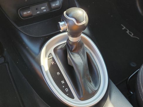 Used 2016 Kia Soul FWD image 20