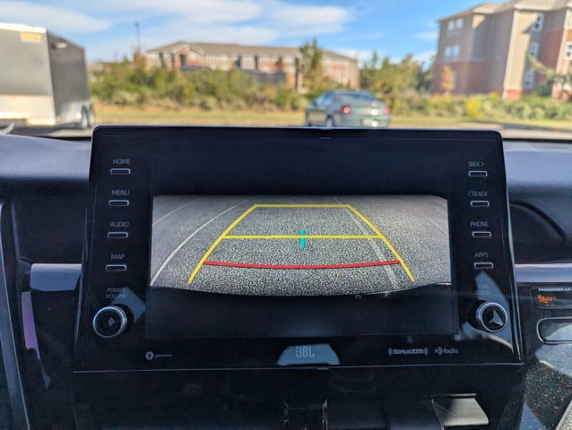 Used 2022 Toyota Camry XSE FWD image 18