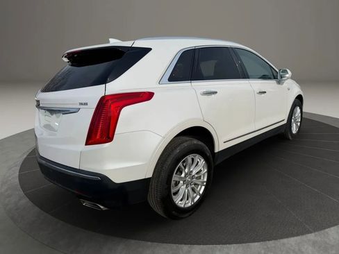 Used 2017 Cadillac XT5 FWD image 5