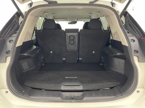 Used 2020 Nissan Rogue SV w/ Premium Package AWD/4WD image 15