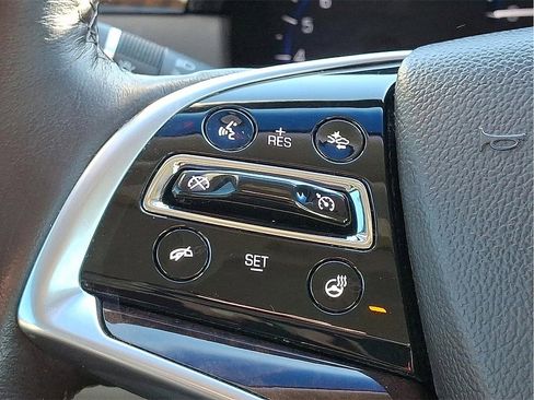 Used 2015 Cadillac XTS Luxury w/ Driver Awareness Package image 24