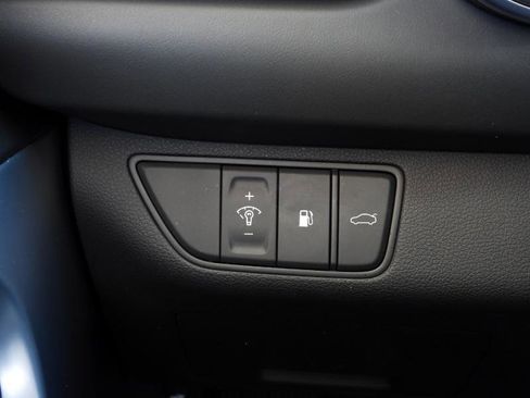 Used 2022 Genesis G70 2.0T RWD image 84
