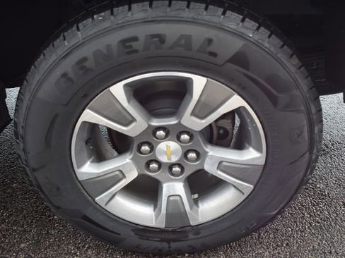 Used 2019 Chevrolet Colorado Z71 image 47