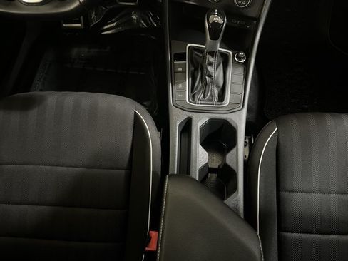 Certified 2024 Volkswagen Jetta Sport FWD image 33