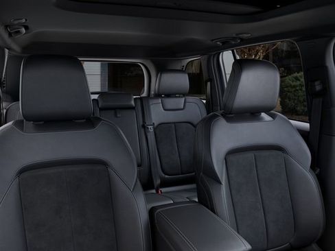 New 2026 Jeep Grand Cherokee Altitude RWD image 26