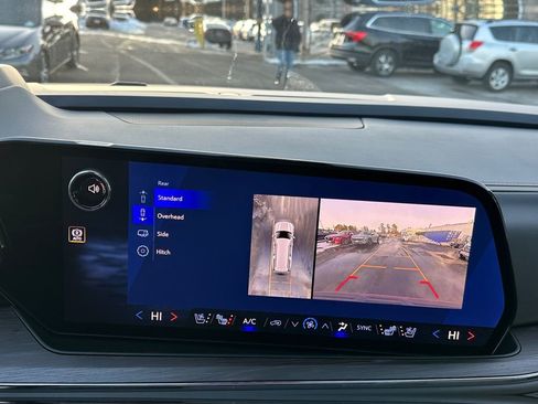 New 2026 Chevrolet Suburban Premier image 17