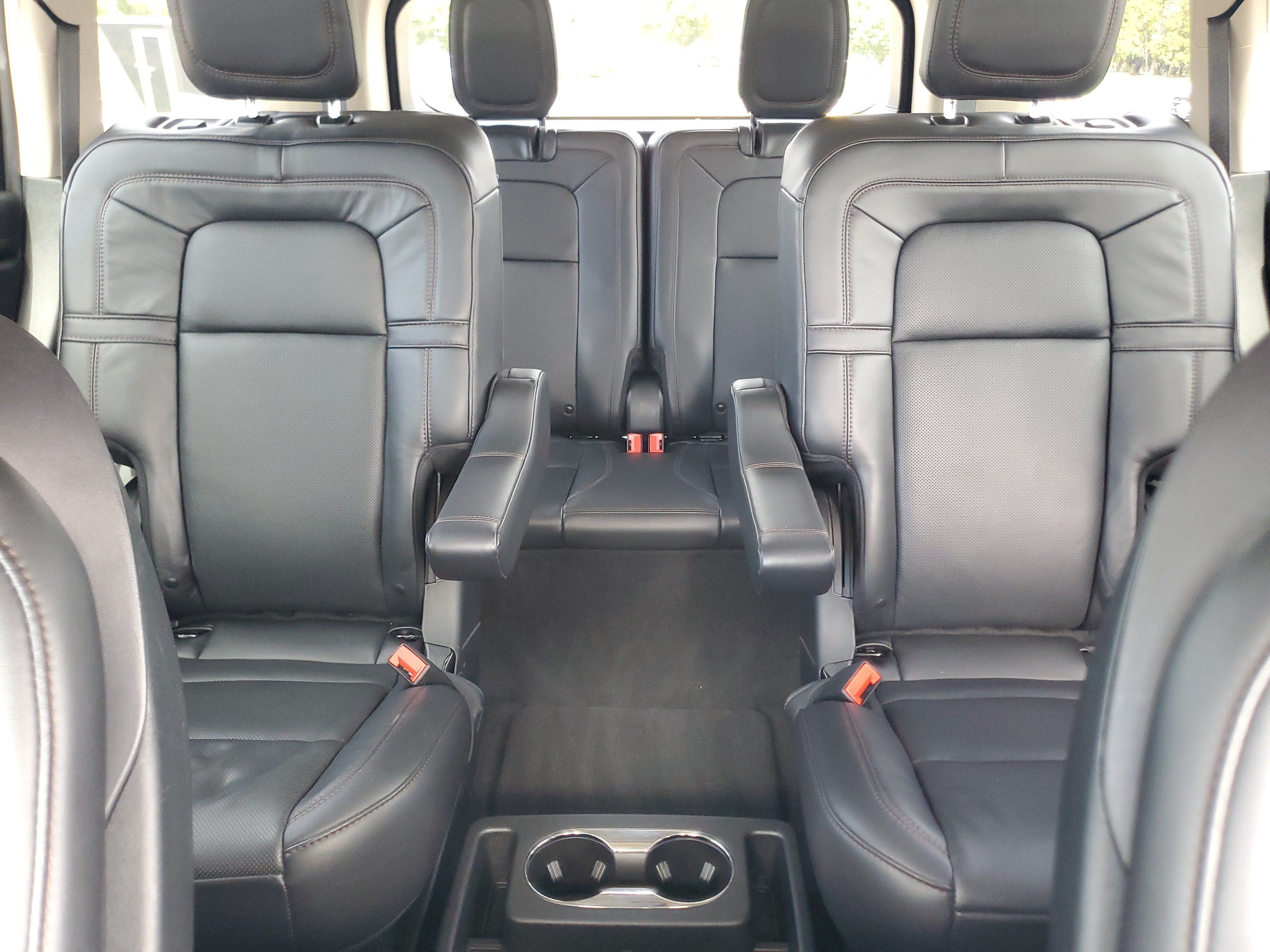 Used 2023 Lincoln Aviator Reserve w/ Equipment Group 201A AWD/4WD image 19