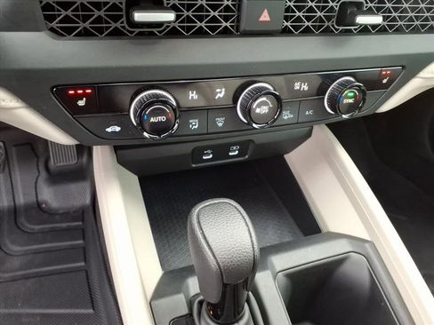 Used 2024 Honda Accord EX image 33