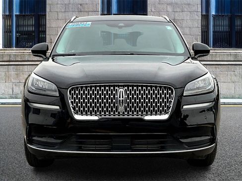 Used 2022 Lincoln Corsair Standard w/ Equipment Group 101A image 3