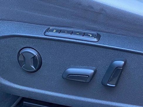 Certified 2022 Volkswagen ID.4 Pro S image 11