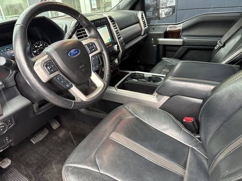 Used 2017 Ford F350 Platinum w/ Platinum Ultimate Package image 9