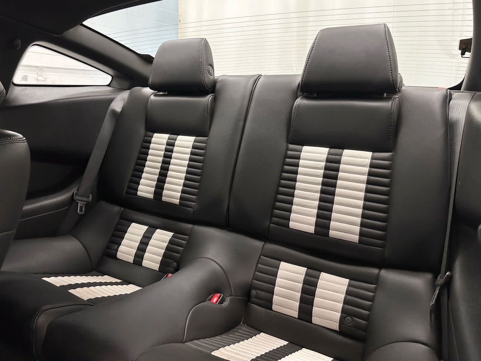 Used 2013 Ford Mustang Shelby GT500 RWD image 15