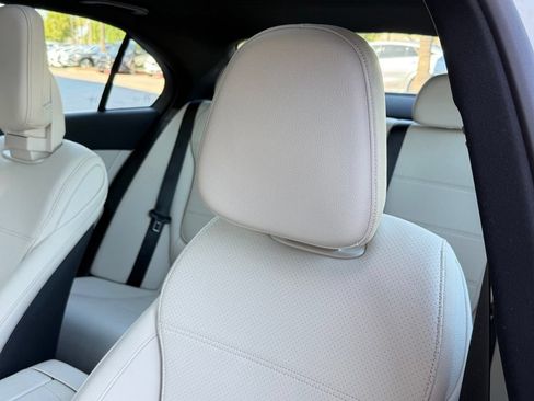Used 2026 Mercedes-Benz C 300 Sedan image 3
