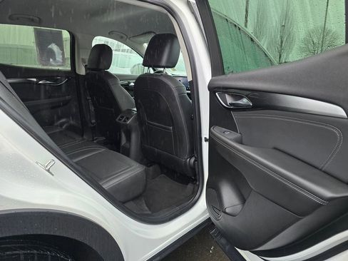 Used 2024 Buick Envision Preferred image 15