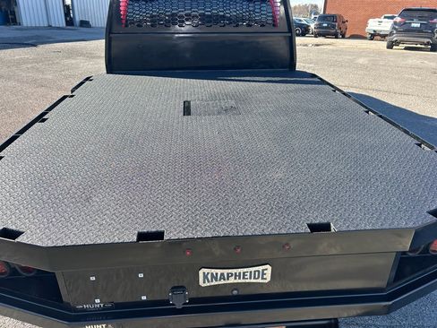 Used 2020 Ford F350 XL w/ Power Equipment Group image 8