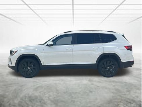 New 2026 Volkswagen Atlas SE FWD image 2