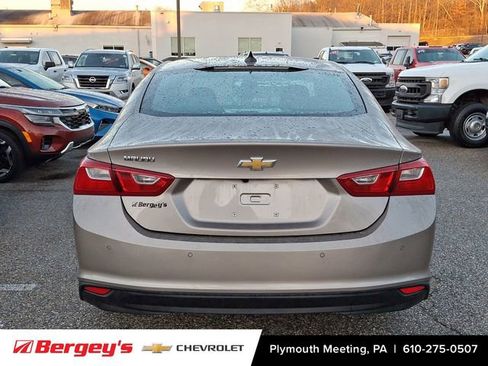 Used 2022 Chevrolet Malibu LS image 6