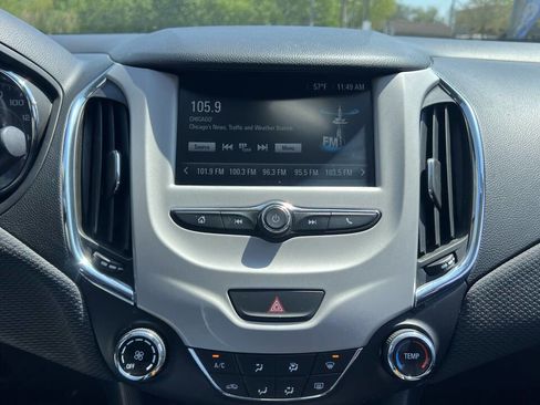 Used 2017 Chevrolet Cruze LS image 16