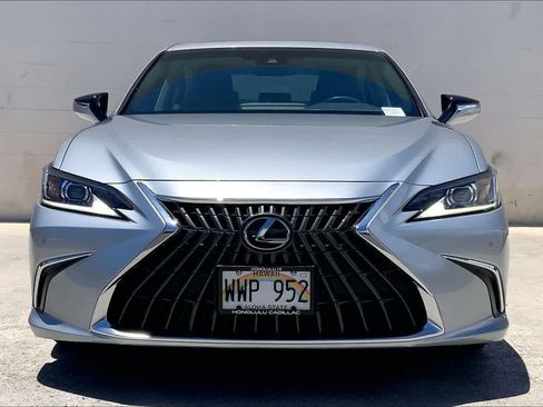 Used 2023 Lexus ES 300h w/ Premium Package FWD image 6