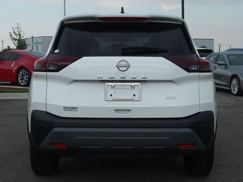 Used 2023 Nissan Rogue S AWD/4WD image 10