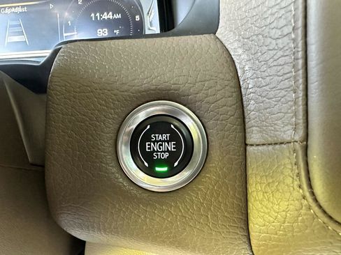 Used 2022 GMC Yukon Denali RWD image 50