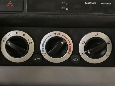 Used 2009 Toyota Tacoma 4x4 Access Cab image 19