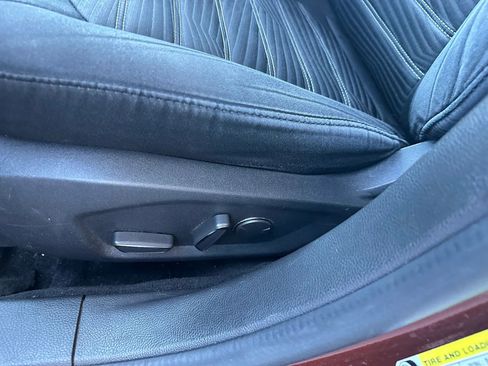 Used 2016 Ford Fusion SE FWD image 10