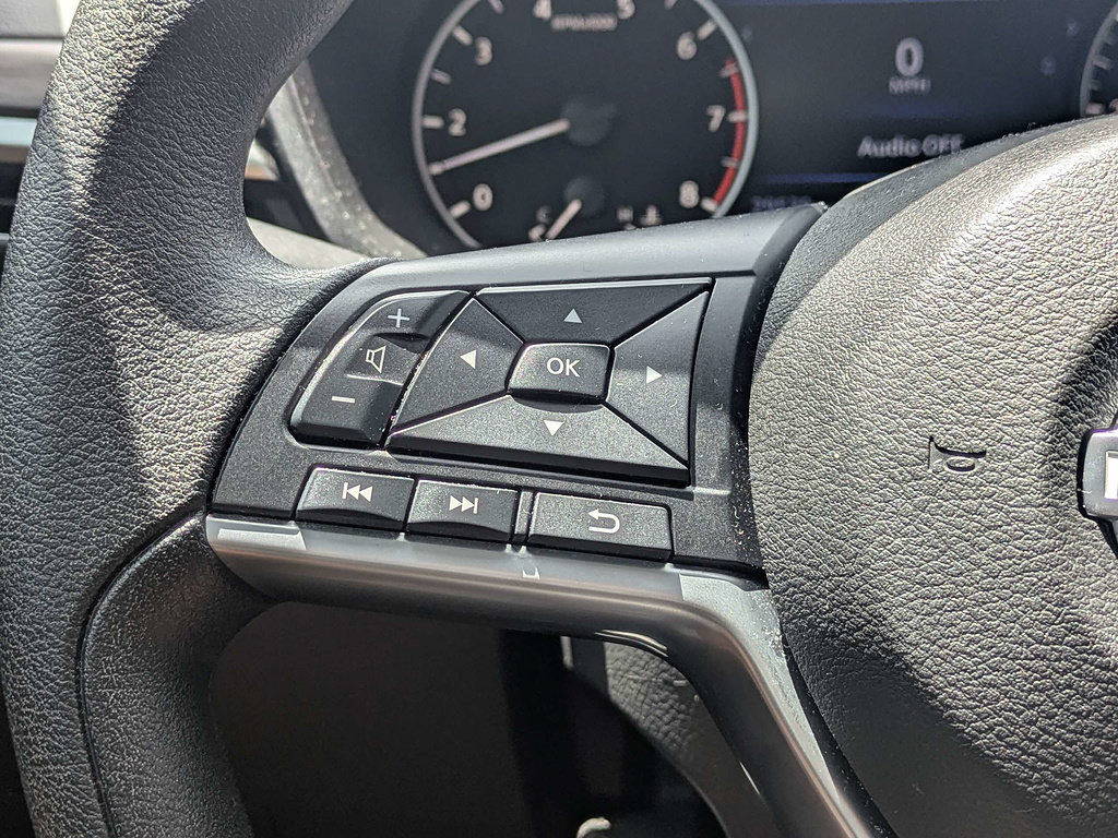 Used 2025 Nissan Altima 2.5 SV w/ SV Special Edition Package FWD image 25