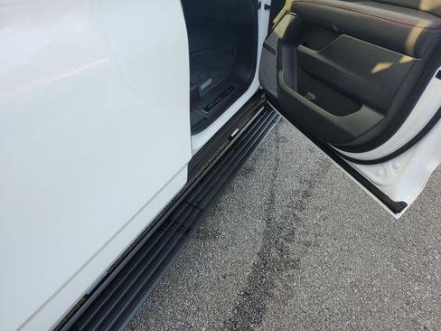 Certified 2025 GMC Yukon AT4 Ultimate w/ LPO, Floor Liner Package image 9