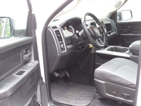 Used 2023 RAM 1500 Express w/ Wheel & Sound Group AWD/4WD image 12